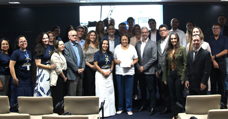 Imagem da notícia SINDIFERN participa da assinatura do decreto que cria a Escola Fazendária do RN