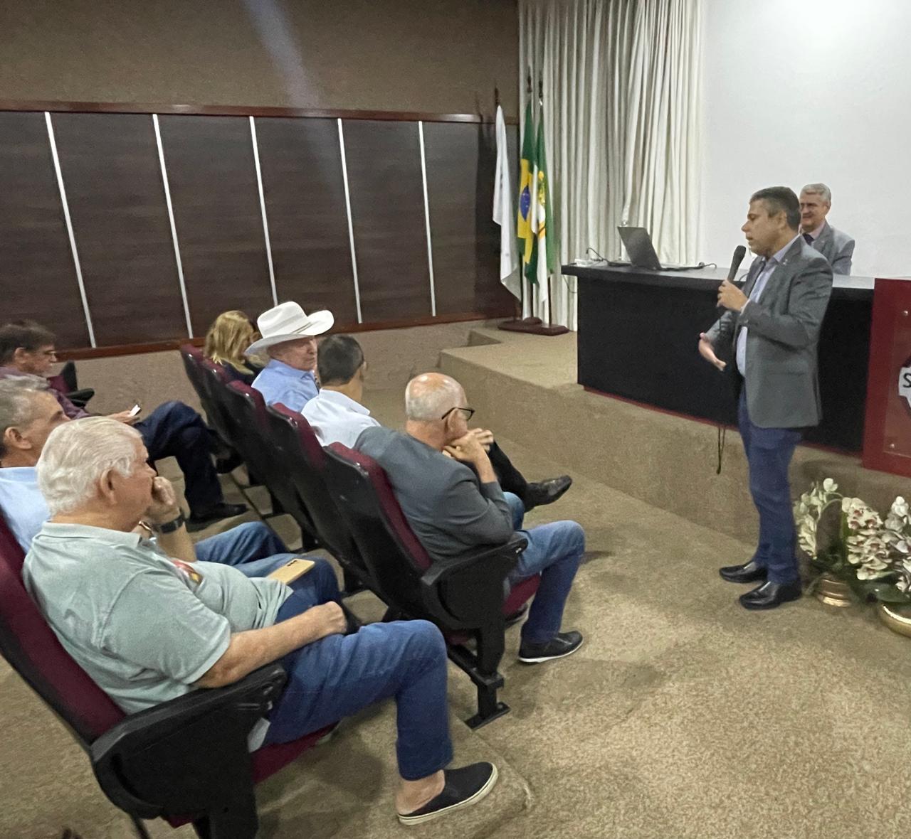 Café com a Fenafisco debate participação política e representatividade do Fisco