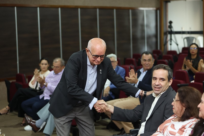 Foto do álbum LANÇAMENTO DO PRÊMIO ESTADUAL DE EDUCAÇÃO FISCAL RN 2025
