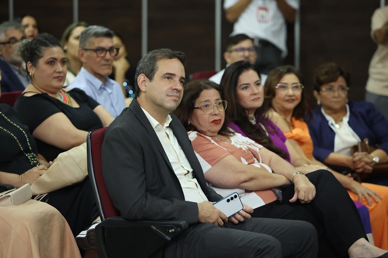 Foto do álbum LANÇAMENTO DO PRÊMIO ESTADUAL DE EDUCAÇÃO FISCAL RN 2025