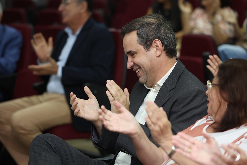 Foto do álbum LANÇAMENTO DO PRÊMIO ESTADUAL DE EDUCAÇÃO FISCAL RN 2025