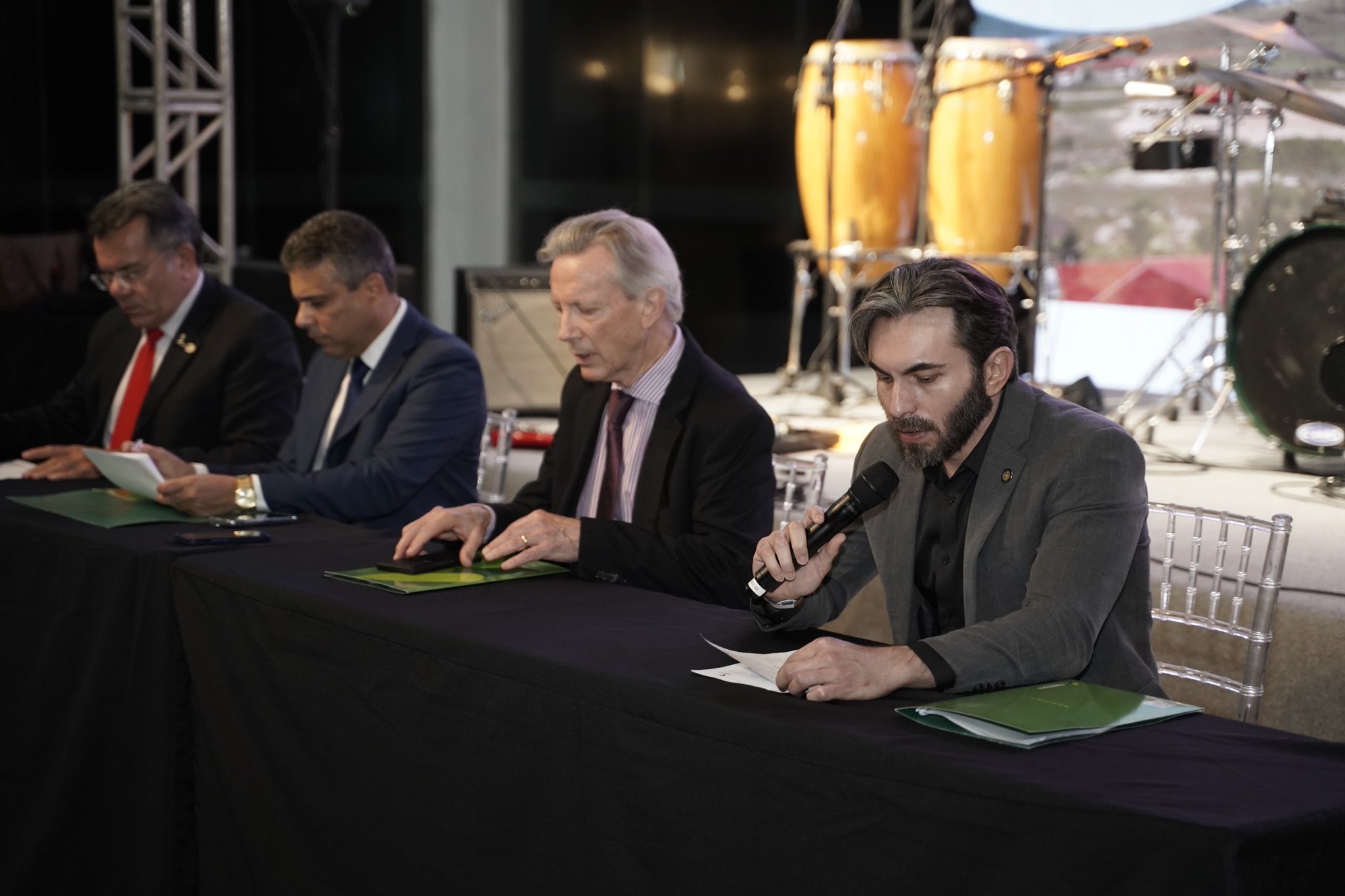 Foto do álbum SOLENIDADE FESTIVA DE POSSE E ENCERRAMENTO DO 20º CONAFISCO