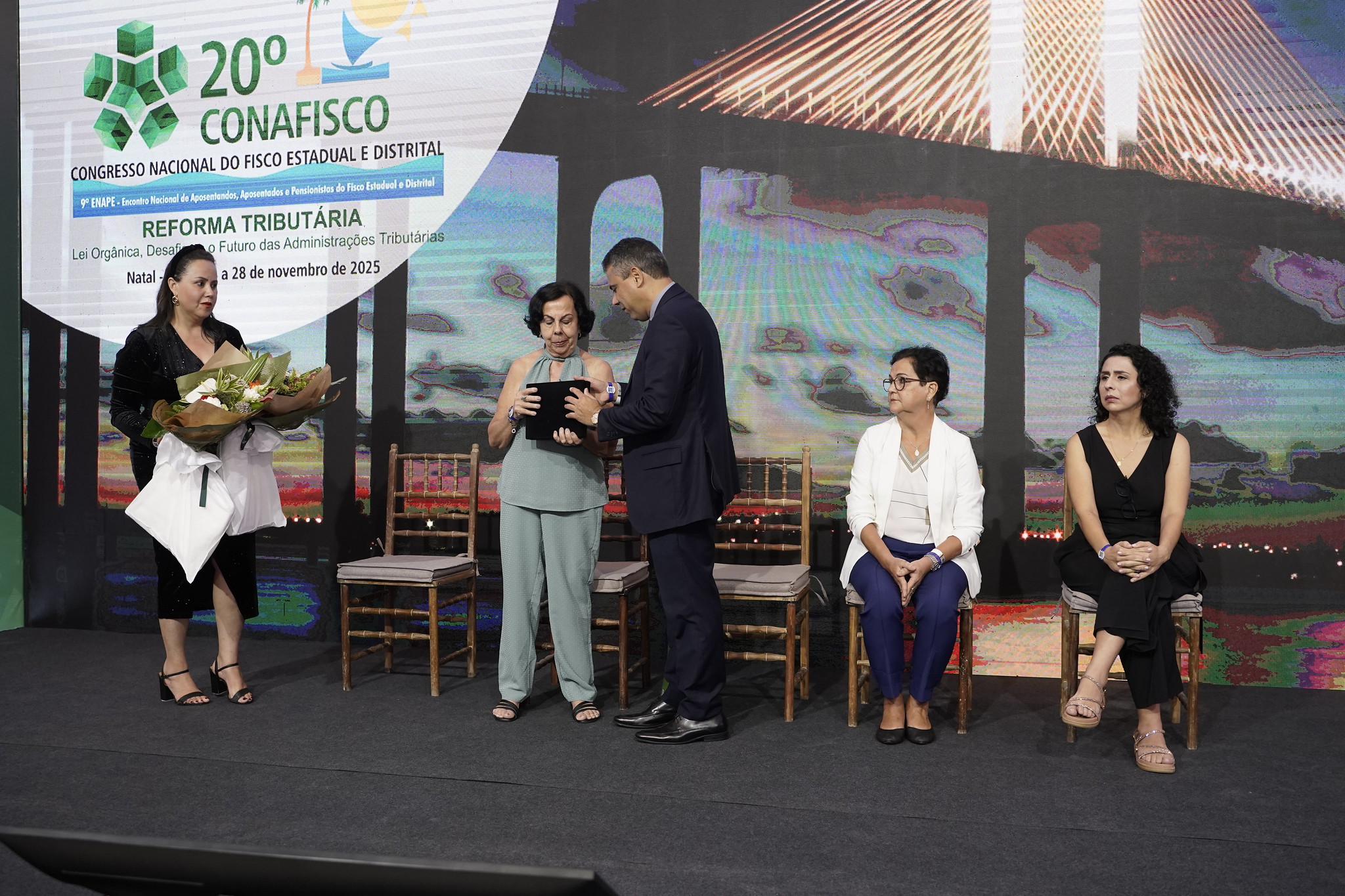 Foto do álbum ABERTURA DO 20º CONAFISCO/9ºENAPE
