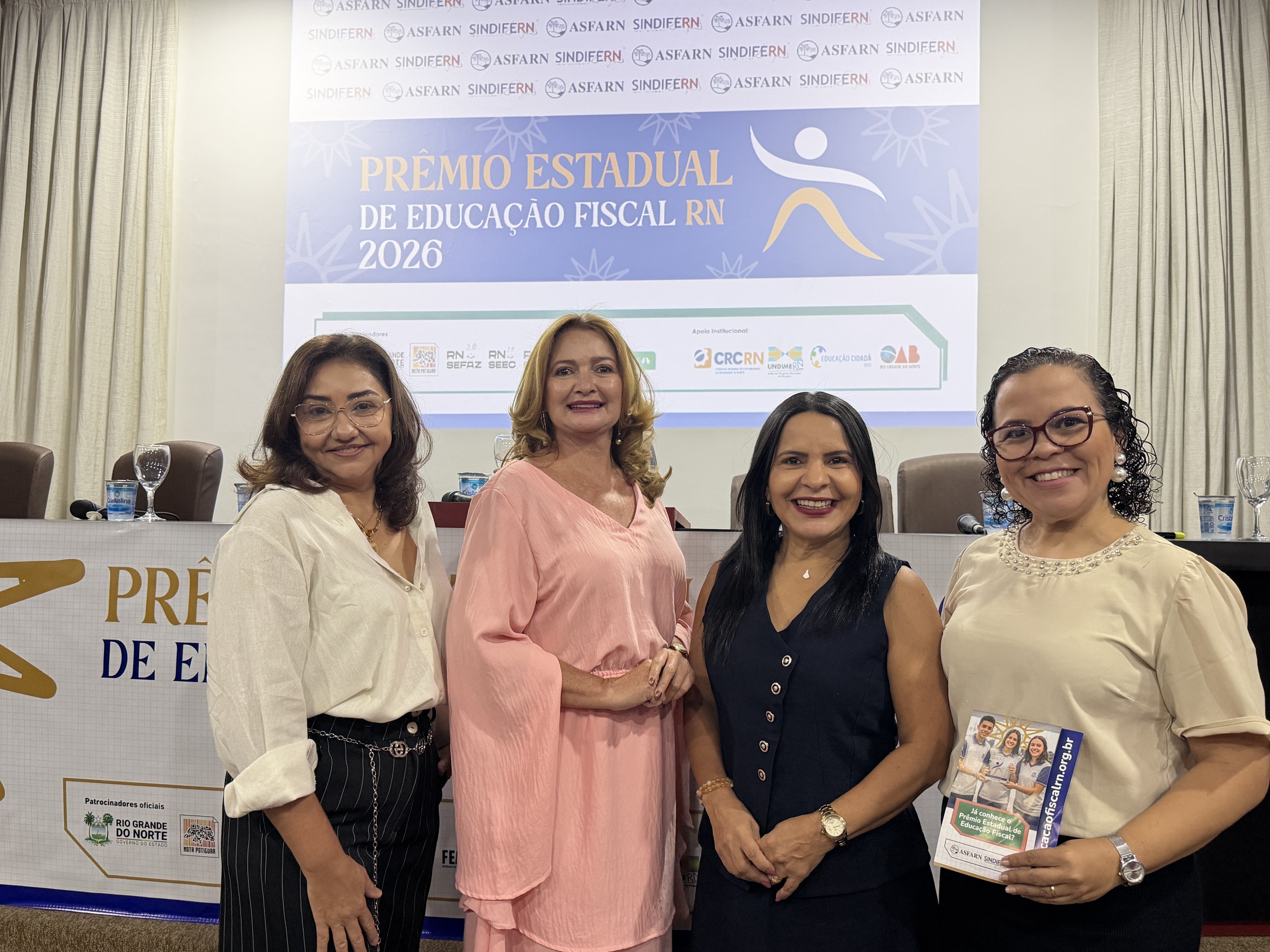 Foto do álbum LANÇAMENTO INSTITUCIONAL PRÊMIO ESTADUAL DE EDUCAÇÃO FISCAL 2026