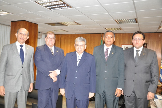 Imagem da notícia MINISTRO DA PREVIDÊNCIA RECEBE FENAFISCO EM AUDIÊNCIA E FALA SOBRE PREVIDÊNCIA COMPLEMENTAR