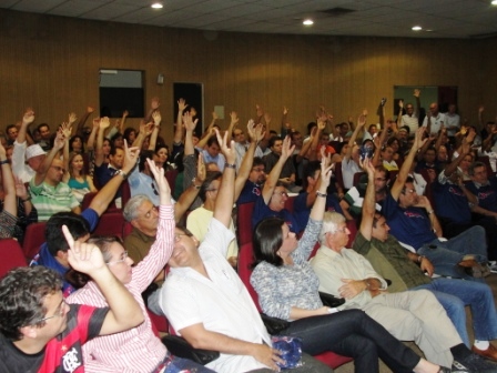 Imagem da notícia FISCO COMPARECE EM PESO À ASSEMBLEIA GERAL