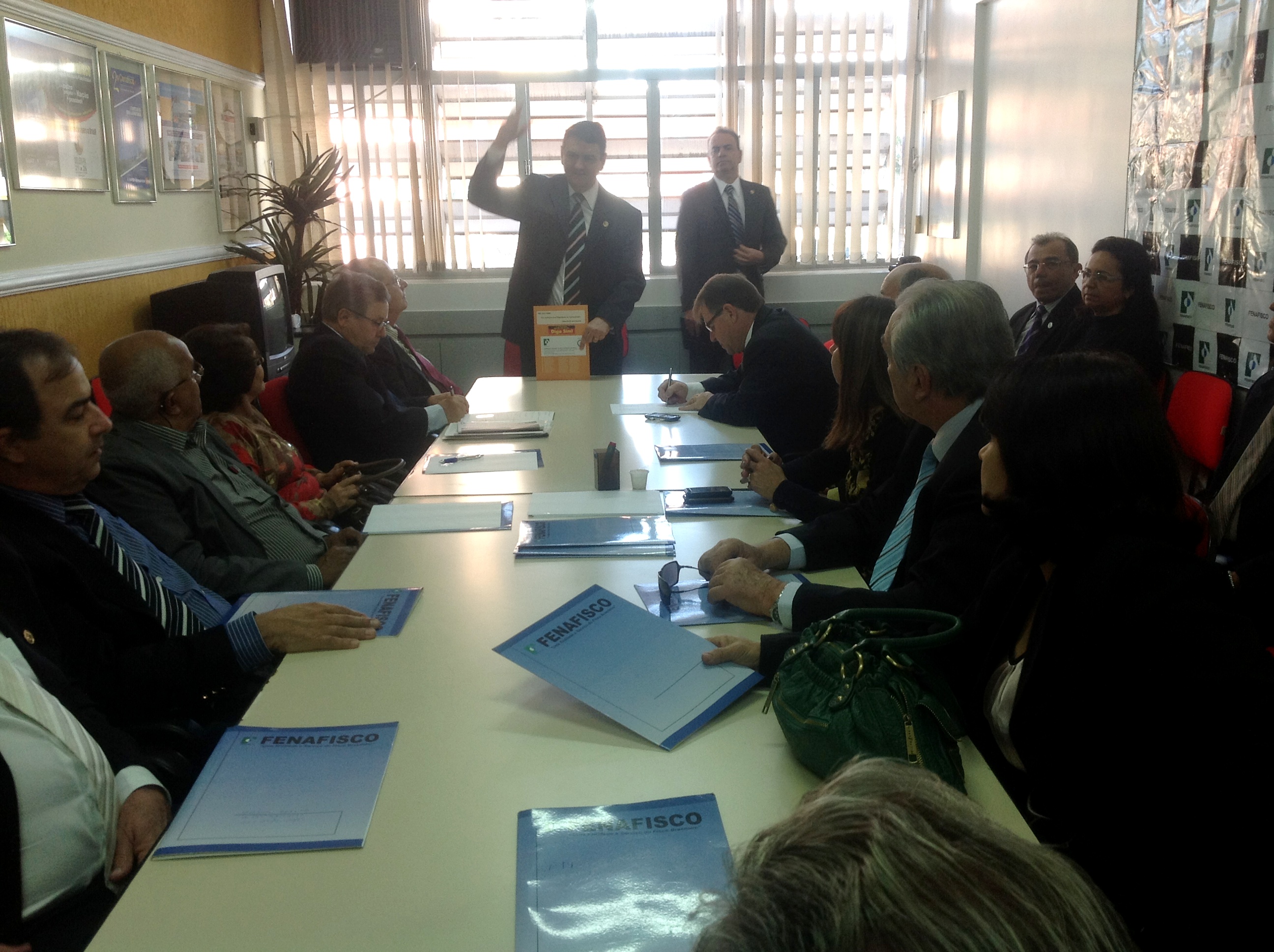 Imagem da notícia PEC 555/06: SINDIFERN PARTICIPA DE MANIFESTO EM BRASÍLIA