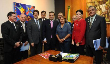 Imagem da notícia FISCO TRATA DE DEMANDAS DA CATEGORIA EM AUDIÊNCIA COM O PRESIDENTE DA CÂMARA DOS DEPUTADOS   