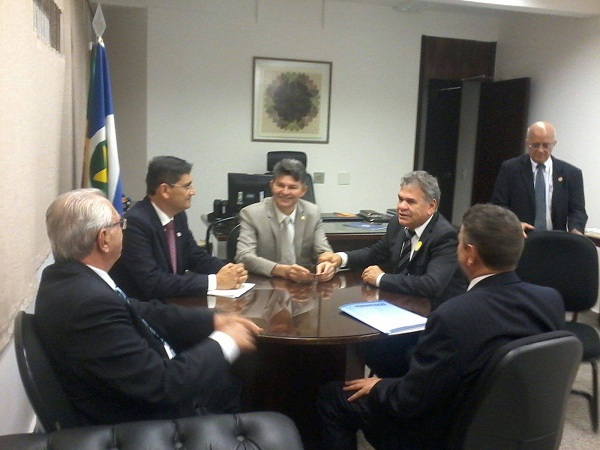 Imagem da notícia SINDIFERN E ASFARN TRABALHAM EM CONJUNTO NO CONGRESSO NACIONAL