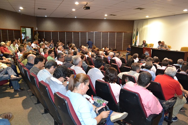 Imagem da notícia AUDITORES FISCAIS SÃO CONTRÁRIOS AO CONGELAMENTO DA ATUAÇÃO DO ESTADO E AUMENTO DA ALÍQUOTA PREVIDENCIÁRIA!