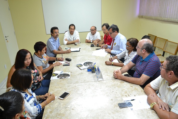 Imagem da notícia MINEIRO RECORRE AO FÓRUM DOS SERVIDORES PARA BARRAR CONGELAMENTO DE SALÁRIOS NA LDO