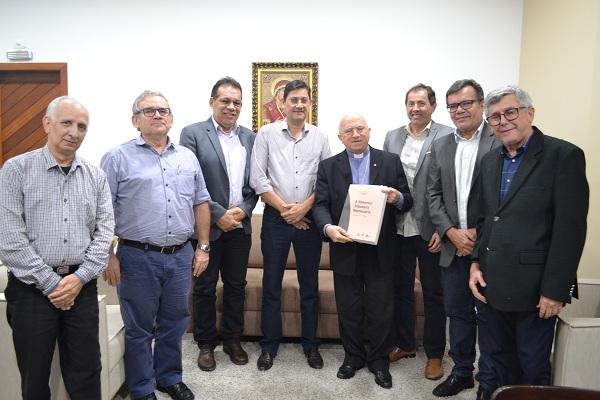 Imagem da notícia FISCO LEVA REFORMA TRIBUTÁRIA À ARQUIDIOCESE DE NATAL   