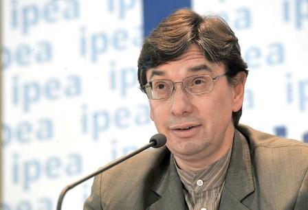 Imagem da notícia CRISE DESTACOU PROBLEMAS QUE AINDA NÃO FORAM RESOLVIDOS, DIZ IPEA