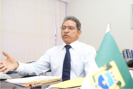 Imagem da notícia NOVA DIRETORIA É RECEBIDA PELO SECRETÁRIO DA SET