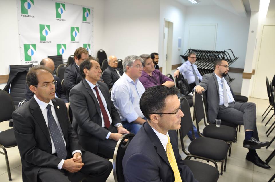 Imagem da notícia SINDIFERN PARTICIPA DE REUNIÕES DA FENAFISCO EM BRASÍLIA-DF