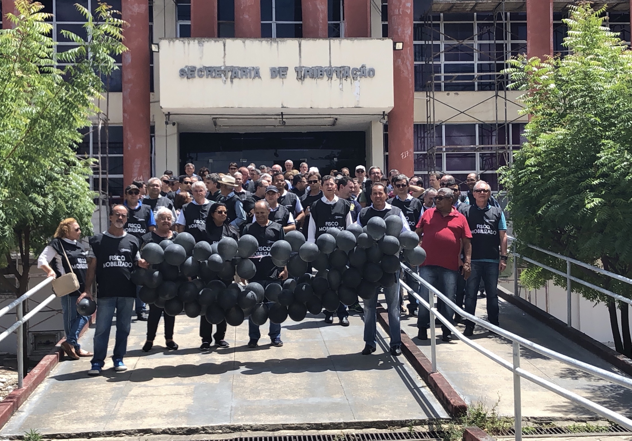 Imagem da notícia FISCO RN REALIZA PARALISAÇÕES CONTRA ATRASOS DE SALÁRIOS 