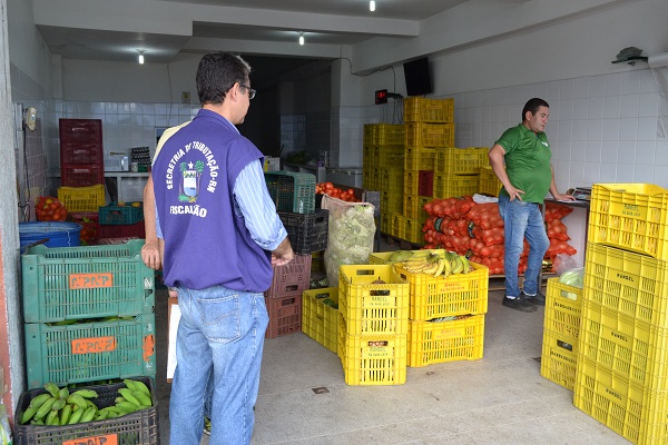 Imagem da notícia FISCO RN MONTA BARREIRAS NA DIVISA E APREENDEM R$ 1,3 MI EM MERCADORIAS 