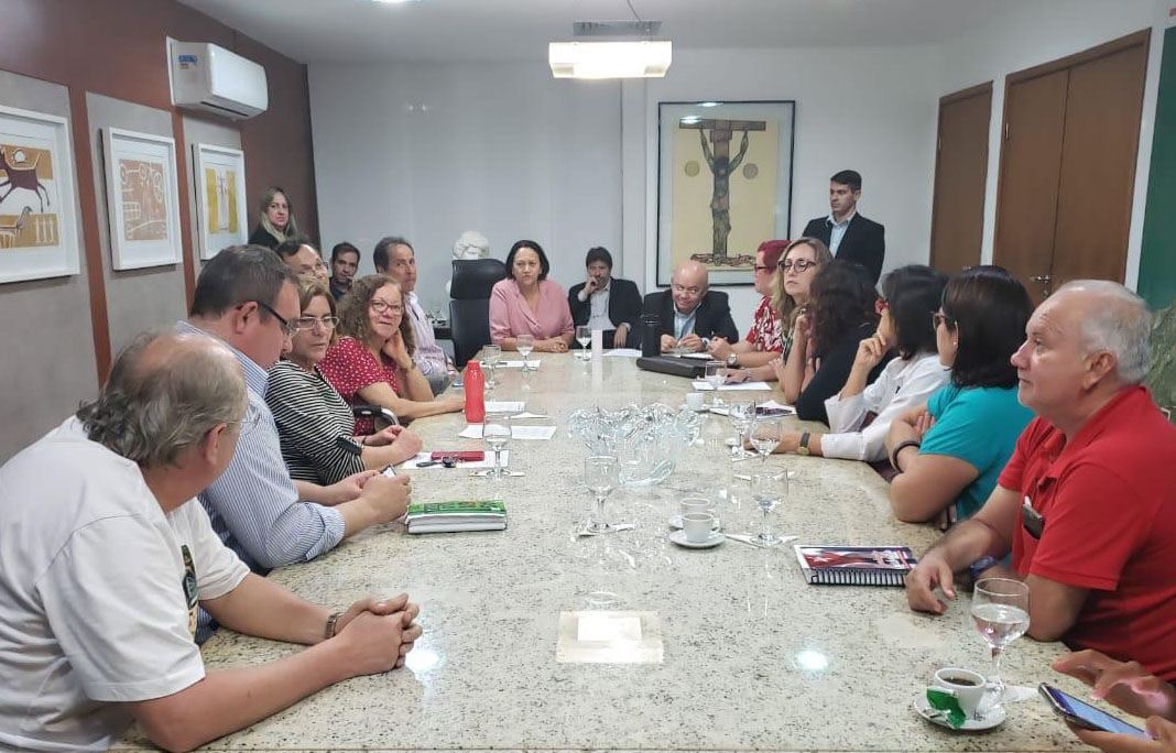 Imagem da notícia SINDIFERN COMPÕE COMISSÃO DE NEGOCIAÇÃO COLETIVA