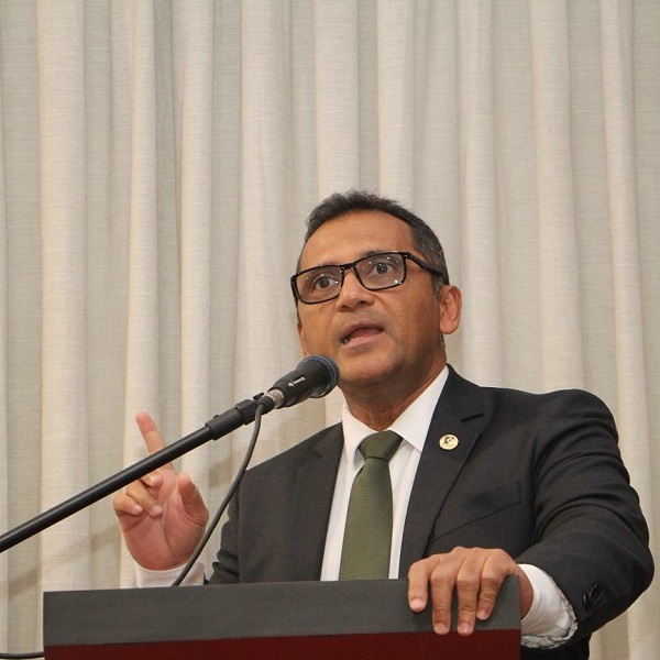 Imagem da notícia Os infiscalizáveis - Artigo do Presidente da Fenafisco, Charles Alcantara