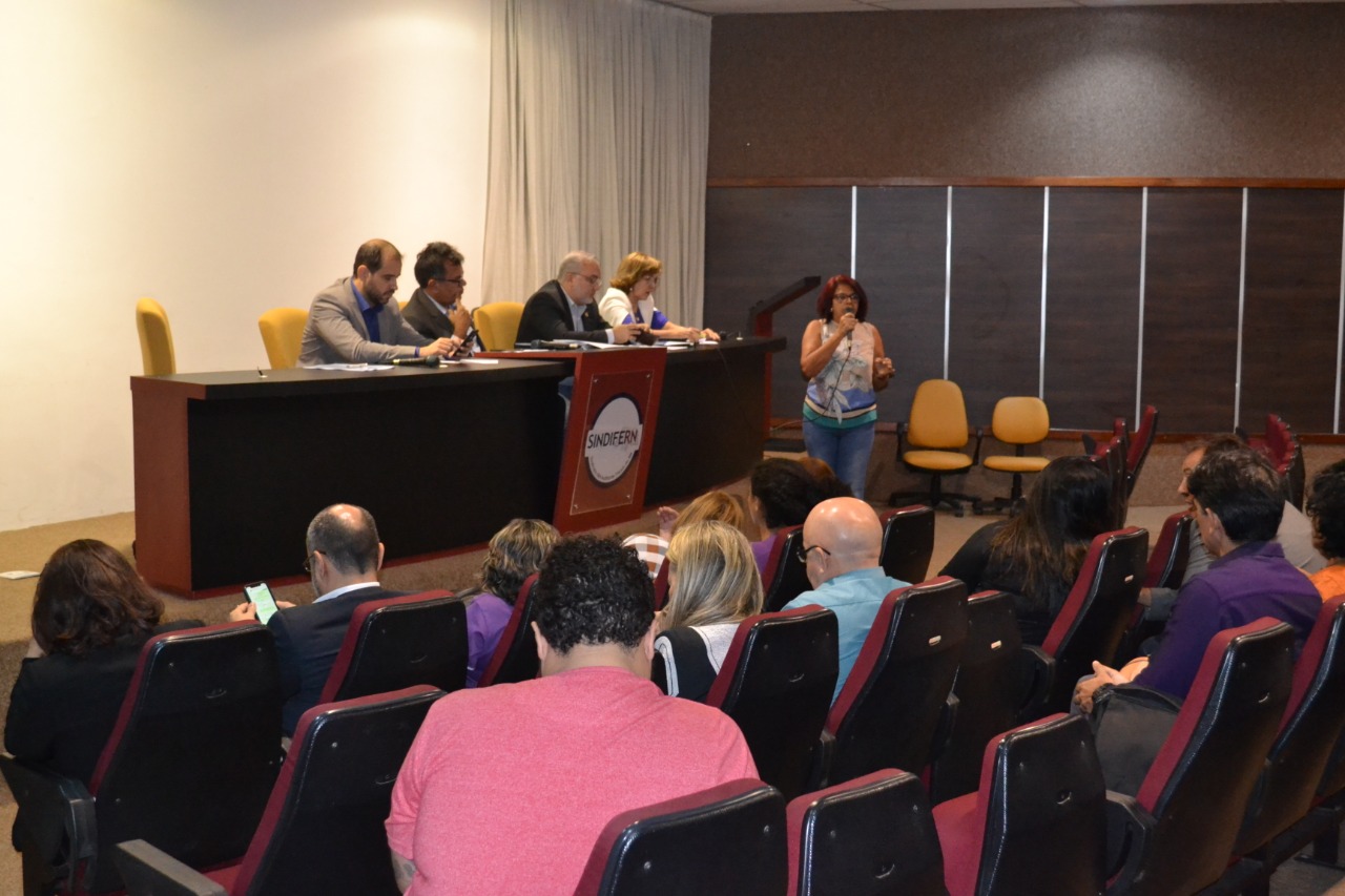 Imagem da notícia SINDIFERN sedia reunião do Fórum dos Servidores com membros da bancada federal