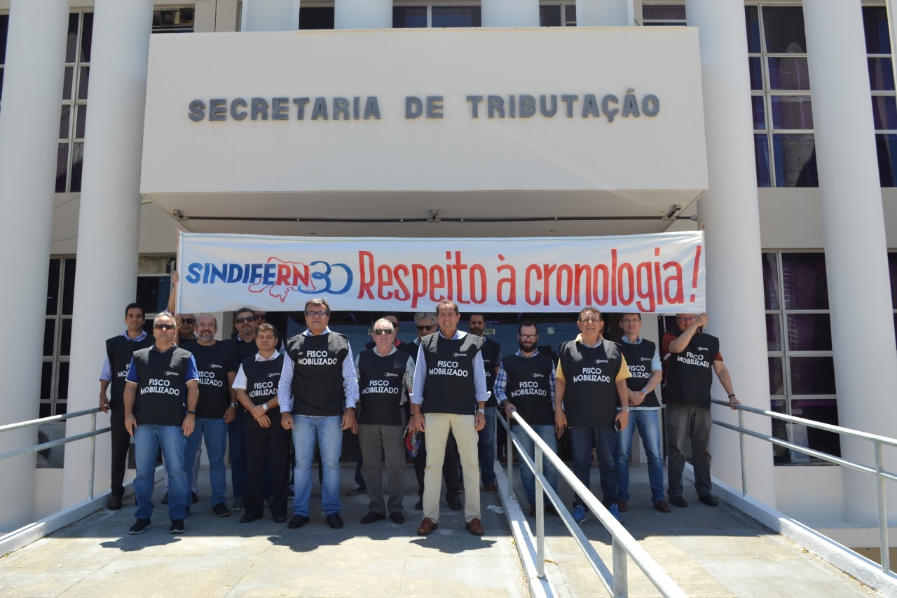 Imagem da notícia Fisco cobra definição de calendário de pagamento  