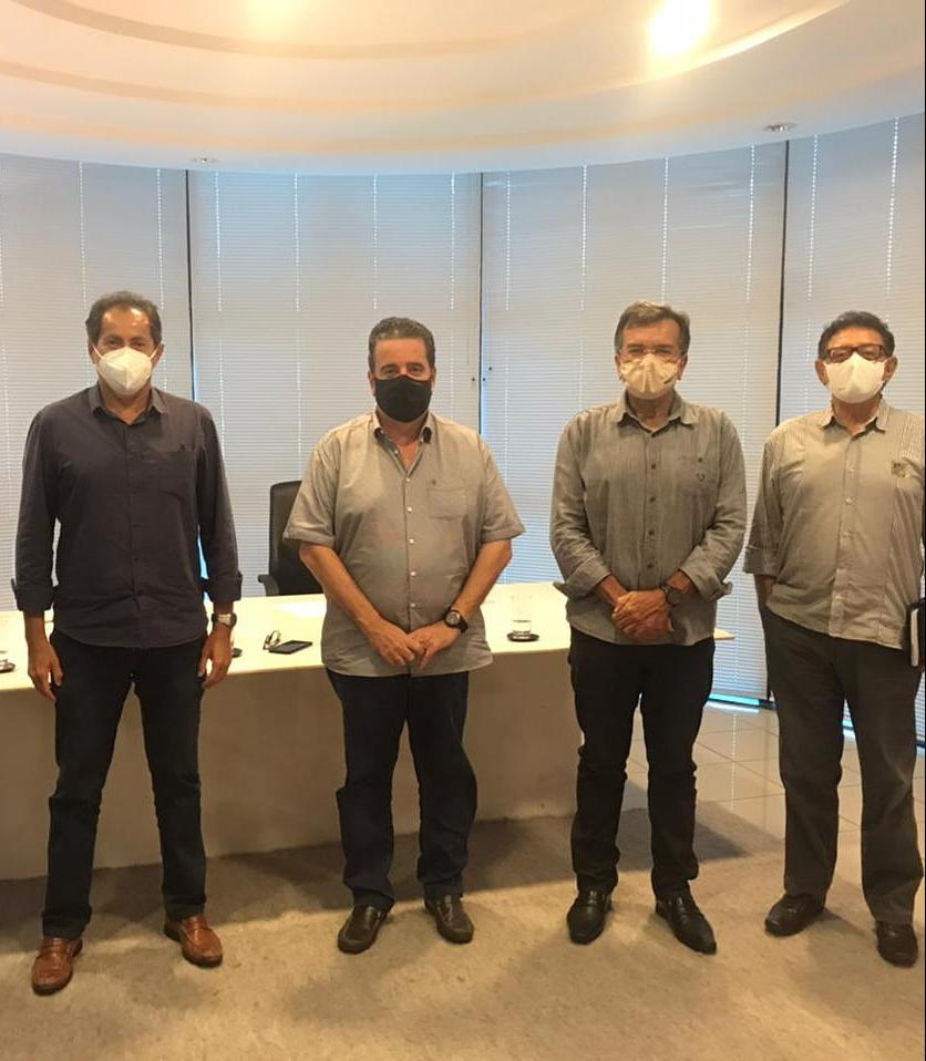 Imagem da notícia SINDIFERN LEVA PROPOSTA DE REFORMA TRIBUTÁRIA À CDL