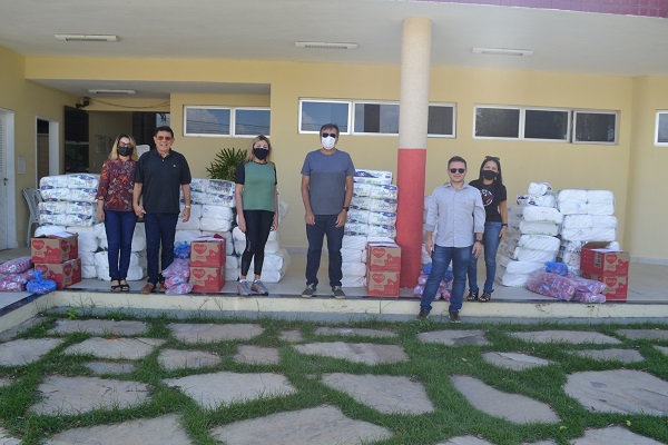 Imagem da notícia FISCO RN REALIZA DIA DOS PAIS SOLIDÁRIO EM ABRIGOS DE IDOSOS CARENTES