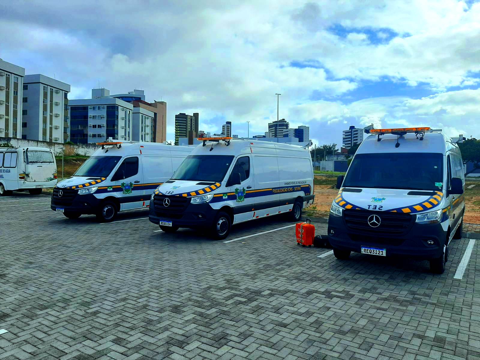 Imagem da notícia SET-RN amplia frota com três vans para fiscalização de cargas