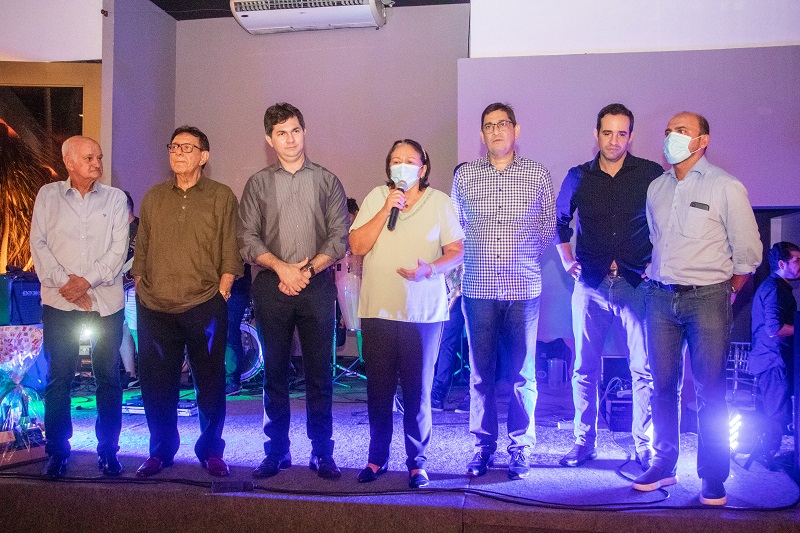 Imagem da notícia ABERTURA DAS CONFRATERNIZAÇÕES NATALINAS DO FISCO CONTOU COM ILUSTRES PRESENÇAS