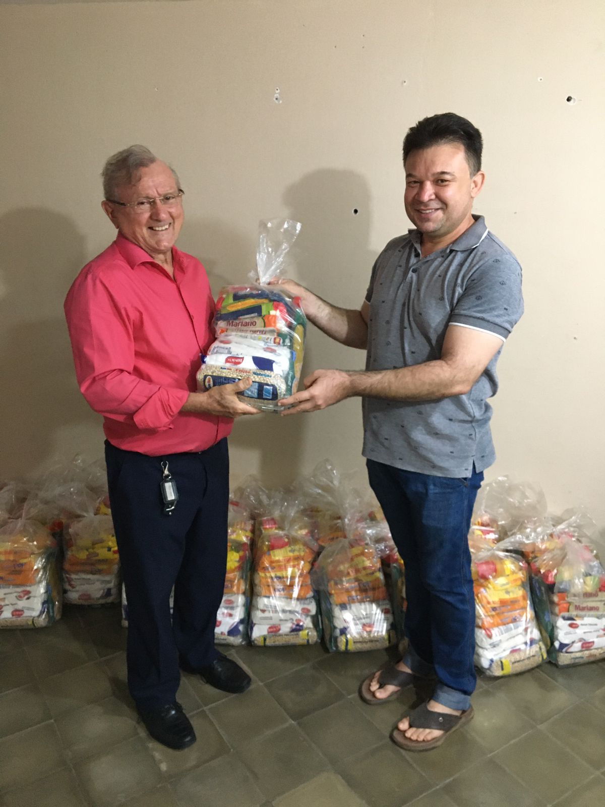 Imagem da notícia CAMPANHA NATAL SOLIDÁRIO DO FISCO RN REALIZA DOAÇÕES E PRESTAÇÃO DE CONTAS