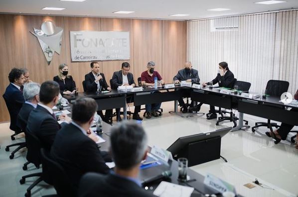 Imagem da notícia PEC 32/2020: Fonacate afirma que é antidemocrática votação da Reforma