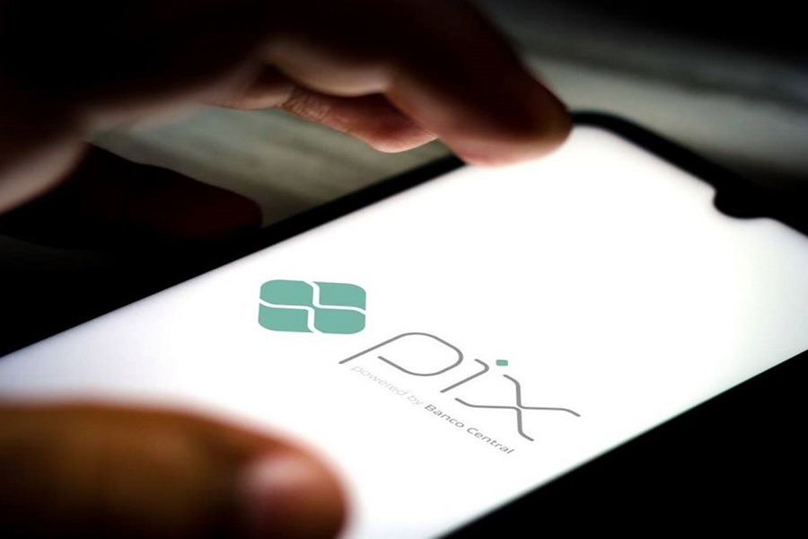 Imagem da notícia Não há plano para taxar Pix, que é exemplo de inclusão financeira, diz BC