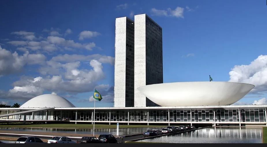 Imagem da notícia Fenafisco comemora aprovação de um sistema tributário em defesa da sociedade