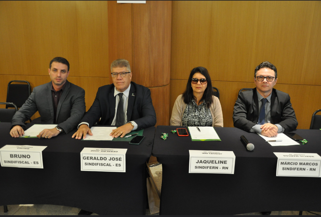 Imagem da notícia DIRIGENTES DO SINDIFERN PARTICIPAM DA 224ª REUNIÃO DO CD DA FENAFISCO