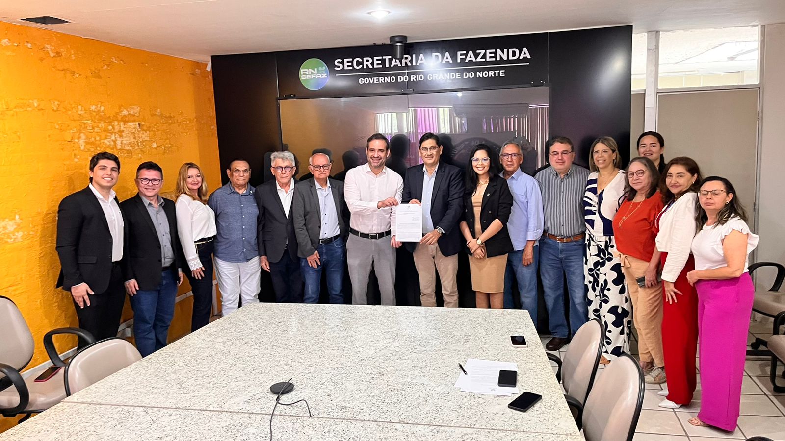 Imagem da notícia SINDIFERN participa da assinatura de Acordo  entre SEFAZ/RN e SEAD/RN